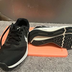 Nike some wear and tear no box